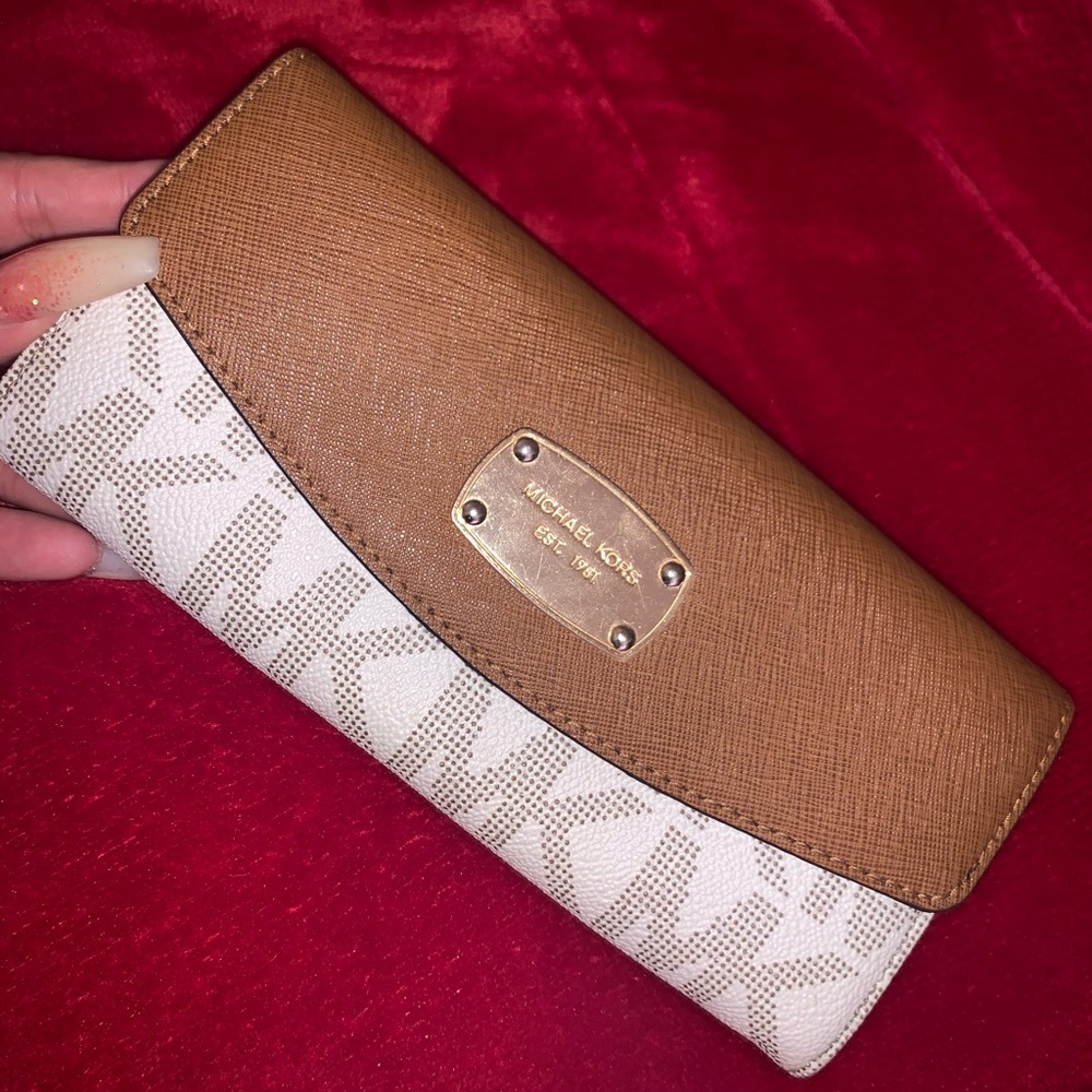 Michael Kos Wallet